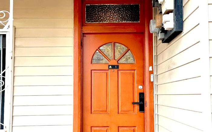 Modern Vintage King & Single Rooms