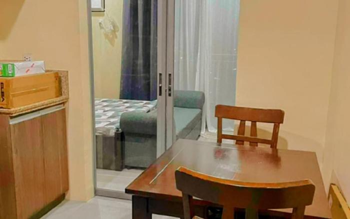 3 Night Getaway City & Sea View w/Balcony