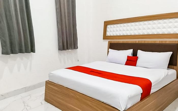 RedDoorz Near Gunung Salak