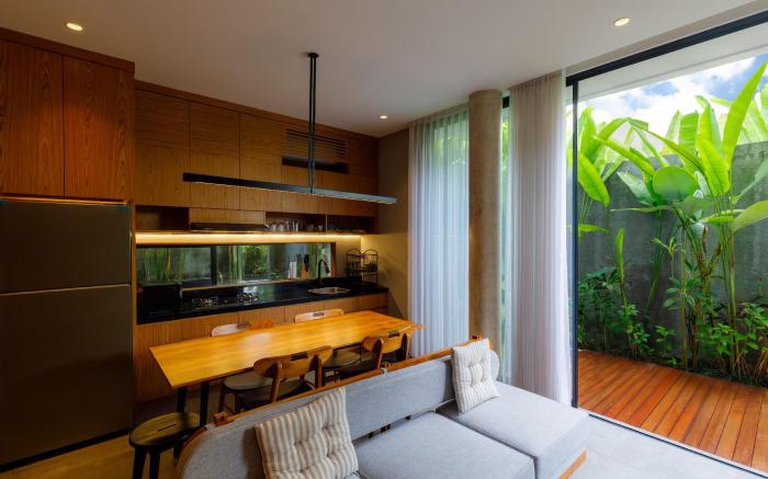 Damita E-2 by Dua Stay