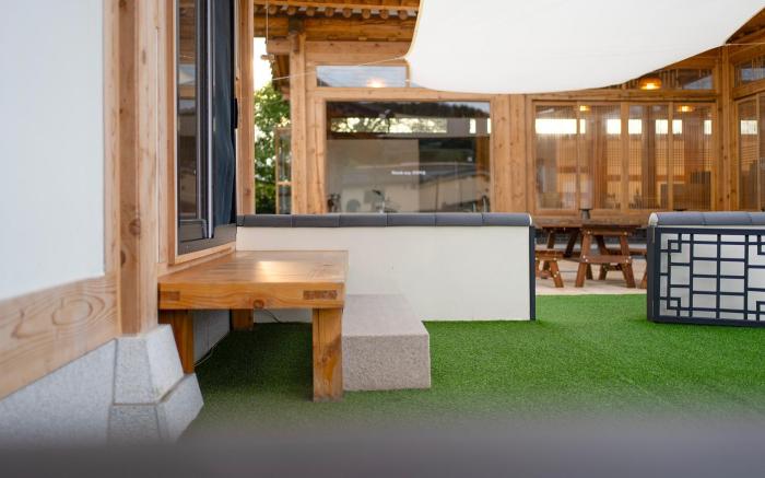 Hanok Stay Cheonwon Maeul