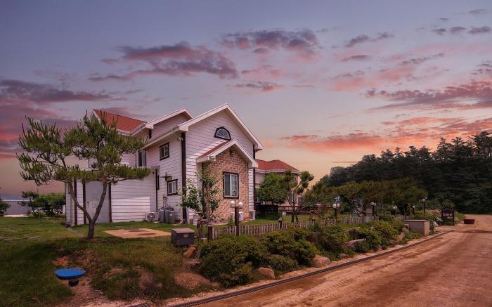 Daebudo Eunhasu Pension