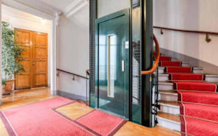 Wonderful AC Apartment Terrace Madeleine Opera