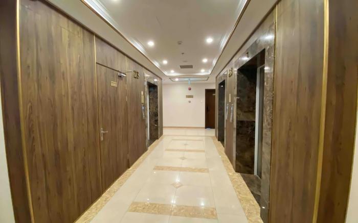 D El Dorado Westlake Luxury Apartments