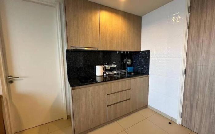 Sea View High Floor 2 Bed Room Excellent Location