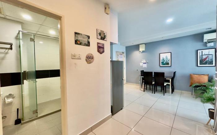 Modern 2BR City Suite @ Mansion One | 8 Pax