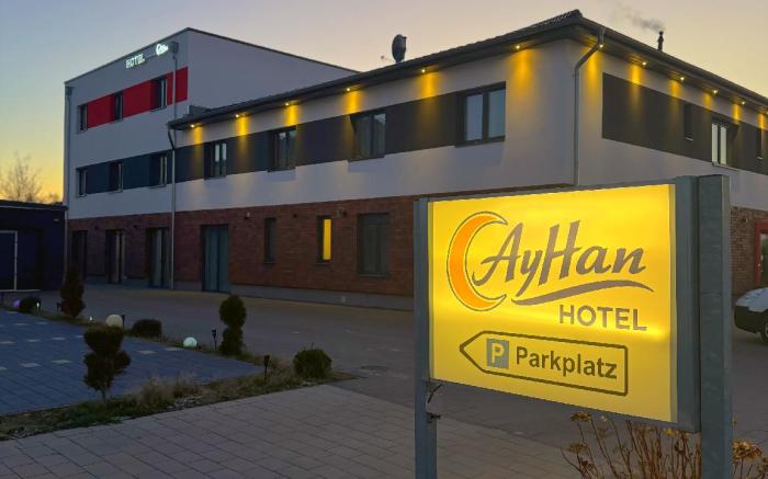 Ayhan Hotel