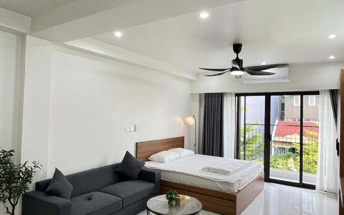 căn hộ mặt phố trung tâm Hà Nội