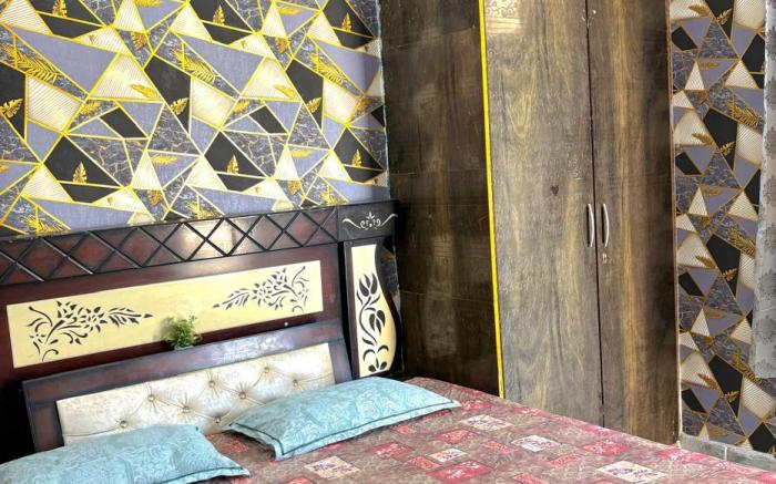 Couple Friendly Apartment at New Delhi