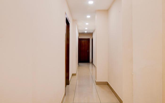 Super Hotel O by OYO Gokul Residency Near Dumdum Airport