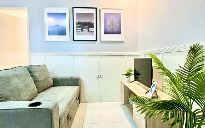 The Flats at 5th St.