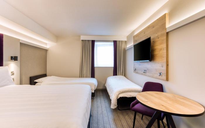 Premier Inn Swindon Town Centre