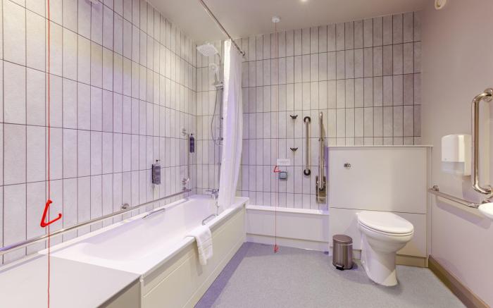 Premier Inn Swindon Town Centre