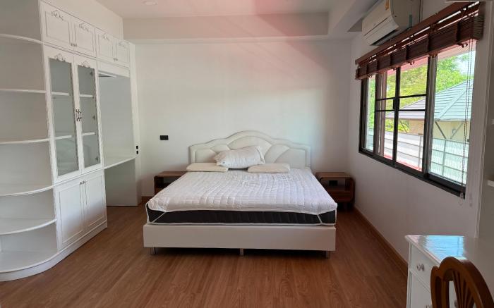 清迈乡村泳池别墅