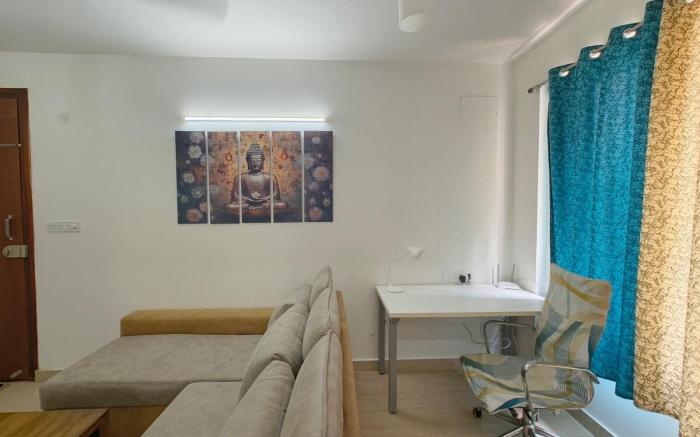 M's Cozy Unwind - Lily