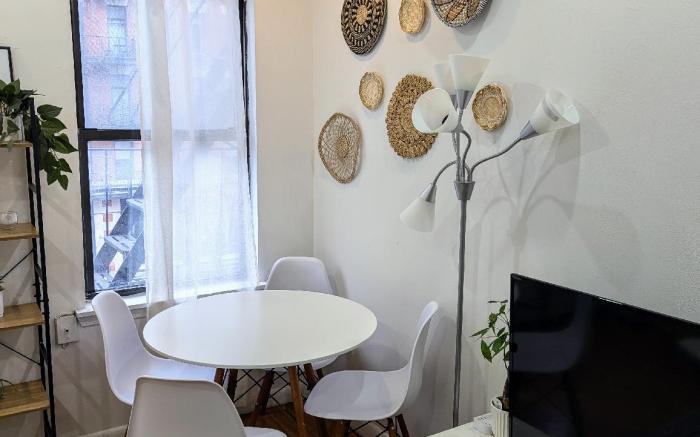 Chic One Bedroom Retreat in Downtown Manhattan