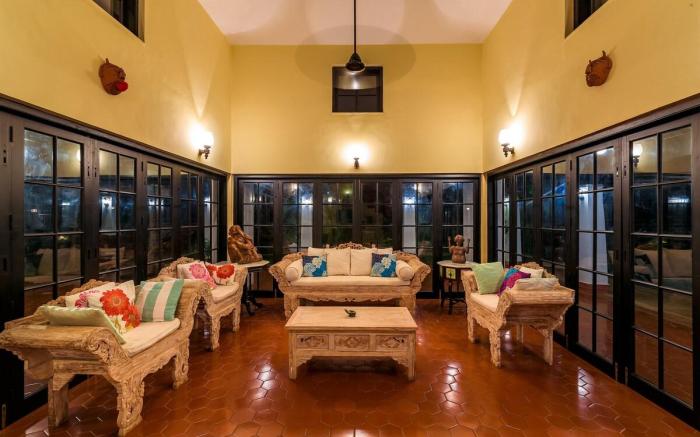 SaffronStays Sea La Vie, 3BHK Seaside Retreat