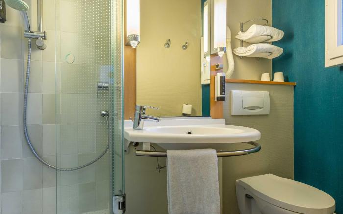 B&B HOTEL Orleans Centre Foch