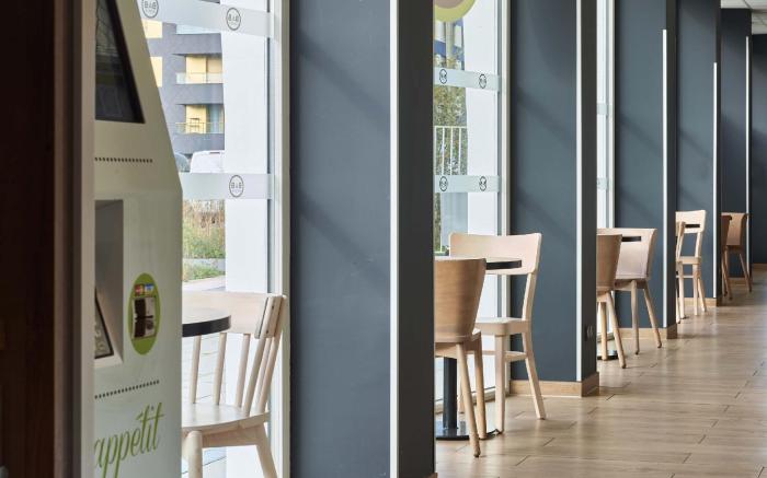 B&B HOTEL Massy Gare TGV