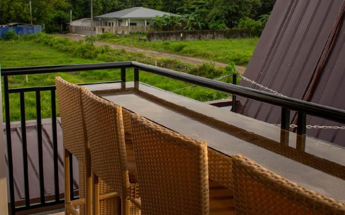 Little City Cabin with A VIEW