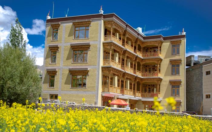 The Nangsay Hotel