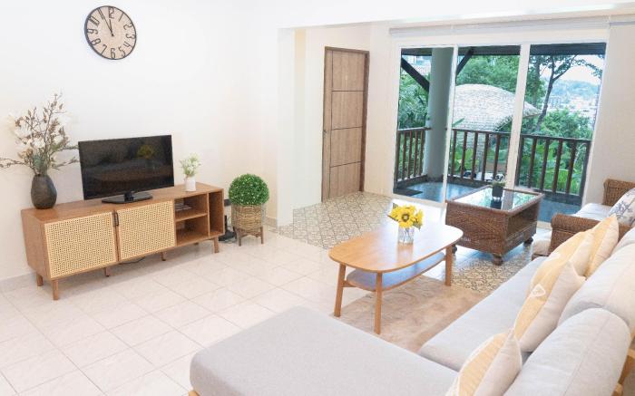 Jaokhun Hilltop Patong, Phuket