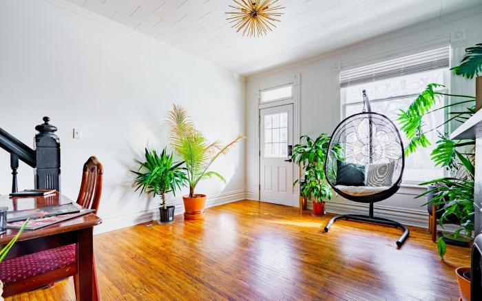 King Bed – Convention - Parking Free - Short North