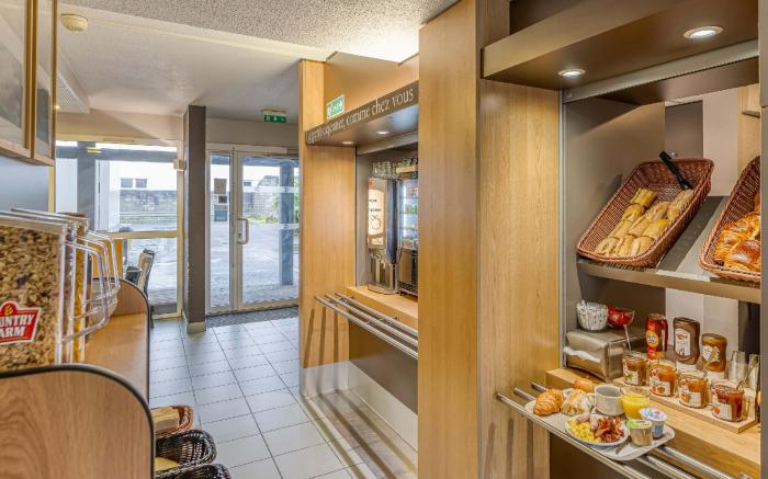 B&B HOTEL Bordeaux Lormont