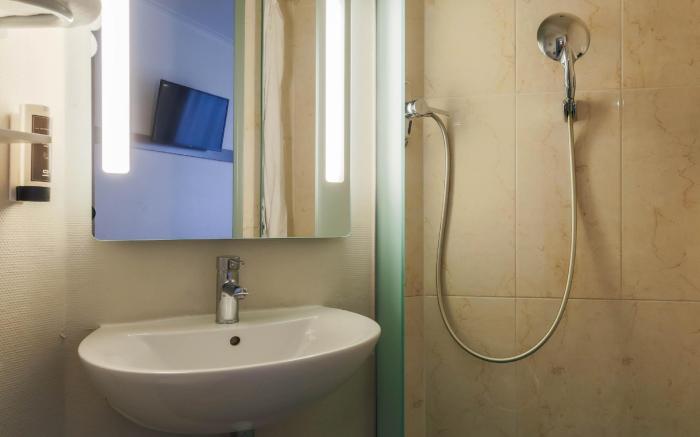 B&B HOTEL Metz Semecourt