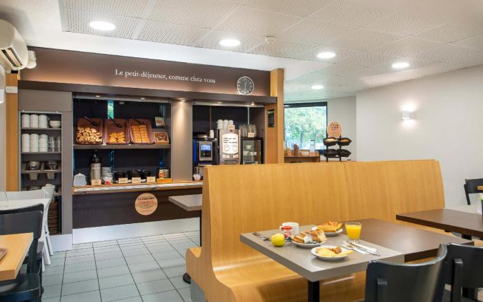 B&B HOTEL Cholet Sud