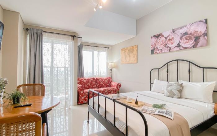 Studio with View at Royal Sentul Park By Travelio