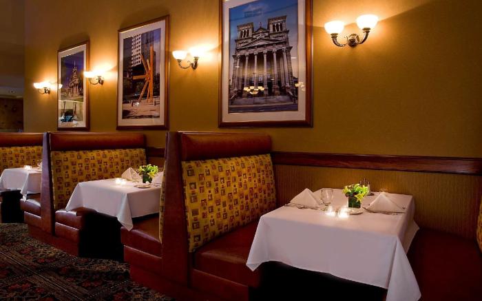 Hilton Garden Inn Milwaukee Northwest Conference Center