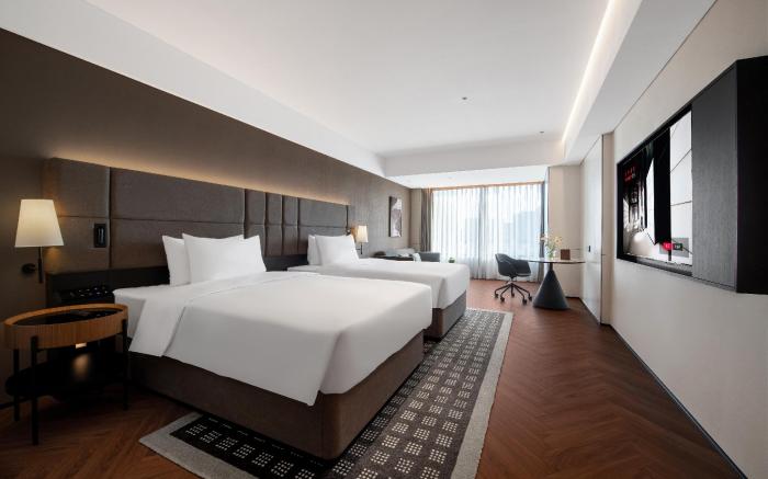 Hangzhou West Lake Wulin Square Intercity Hotel