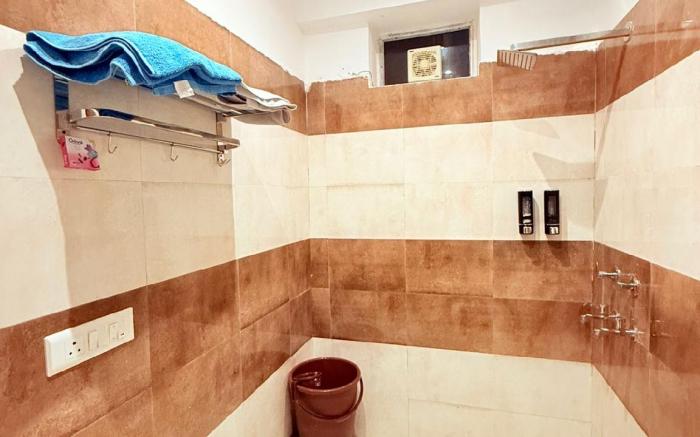 The Escape to Paradise IV