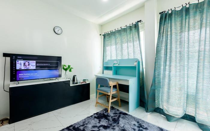 Sheikh Stay In Hostel