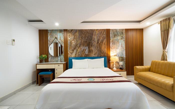 Galaxy Hotel & Apartment Near SECC