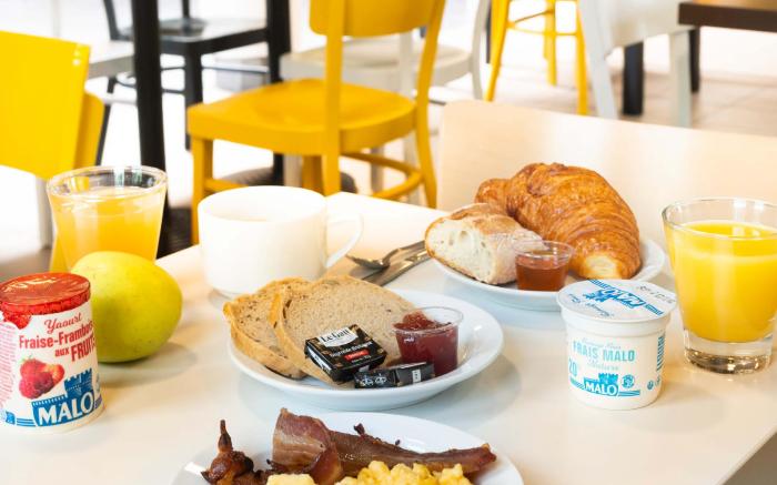 B&B HOTEL Nantes Reze St Sebastien