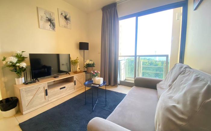 Sea View High Floor 2 Bed Room-Excellent Location