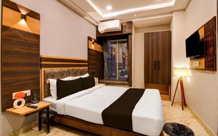 Super Hotel O by OYO The Lake Regency