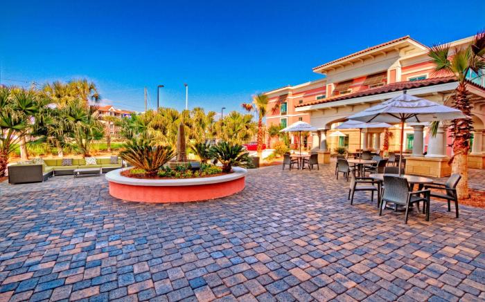Hampton Inn & Suites Destin