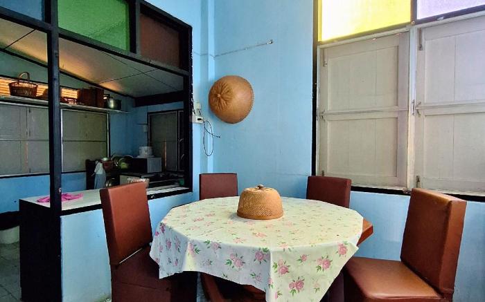 เนเน่โฮมสเตย์