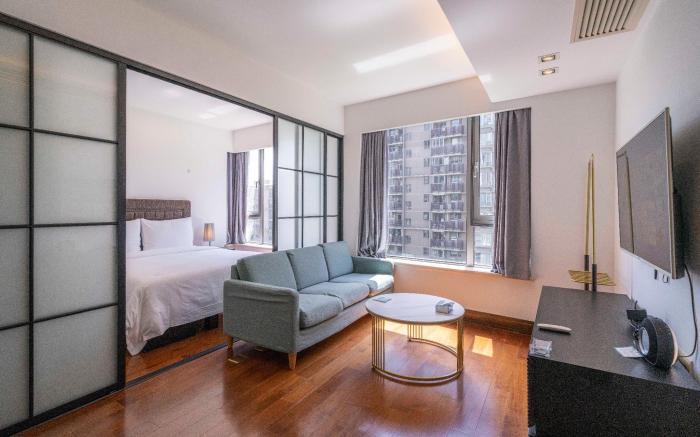 Tyms Modern 1 Bedroom Suite Walk to Xujiahui Metro