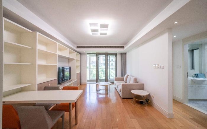 Tyms Bright 1 Bedroom 1 Living Apartment Xujiahui 