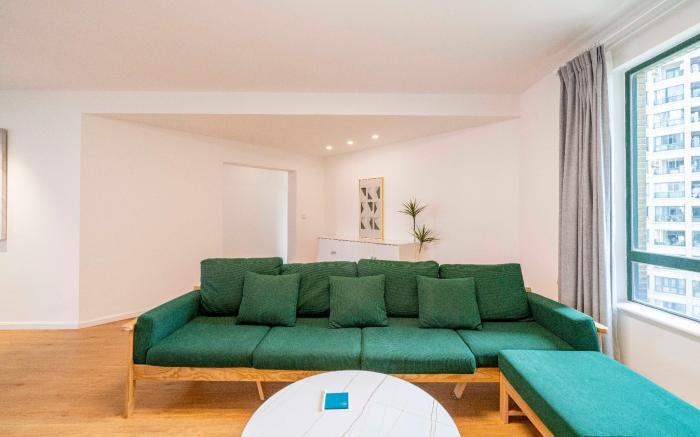 Tyms Spacious 4 Bedroom 2 Bath Apartment 