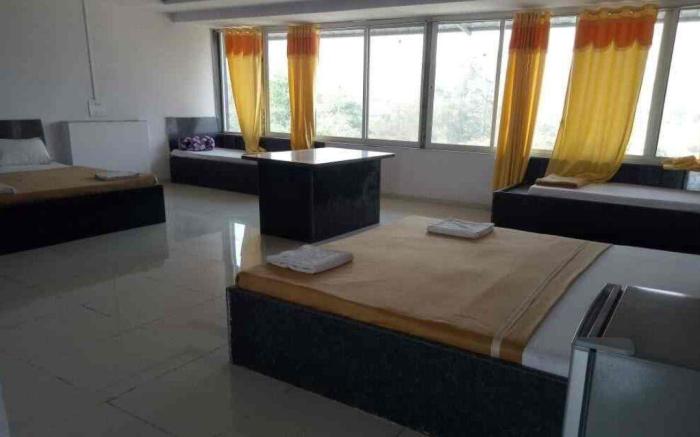 Raj cottage Nature Luxury Resort 