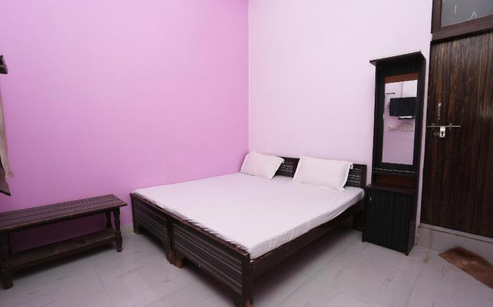 OYO 41214 Om Shiv Palace