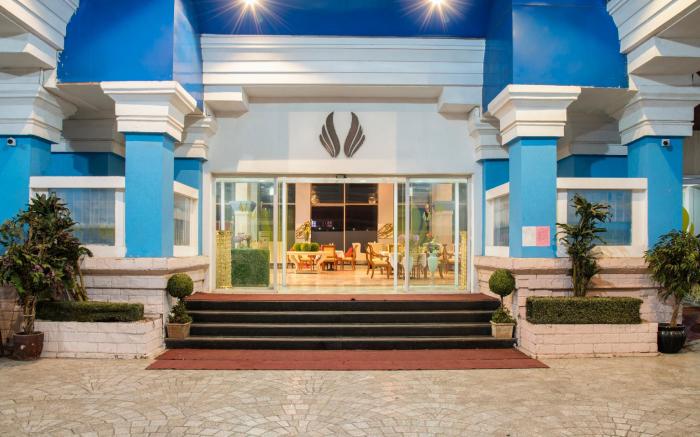 Townhouse Royal Palms Shared Serviced Apartment