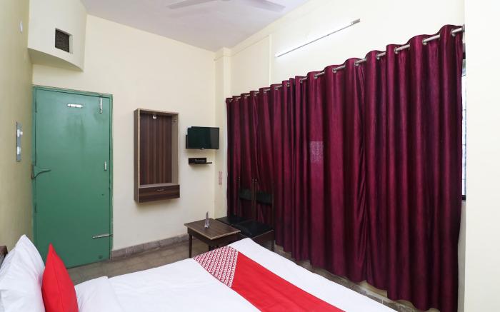 OYO 40840 Hotel Taj Himalaya