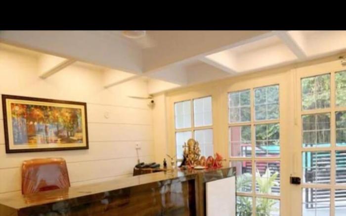 Hotel Trimurti Villa