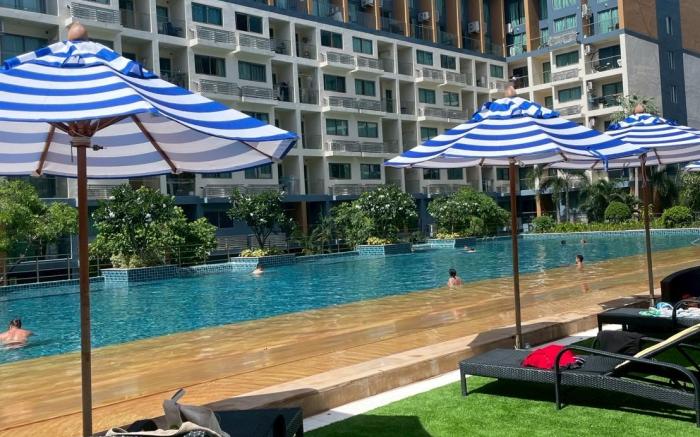 Laguna beach resort 2 by Lita